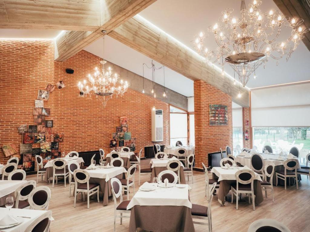 Hotel Restaurante El Montico Tordesillas Zewnętrze zdjęcie